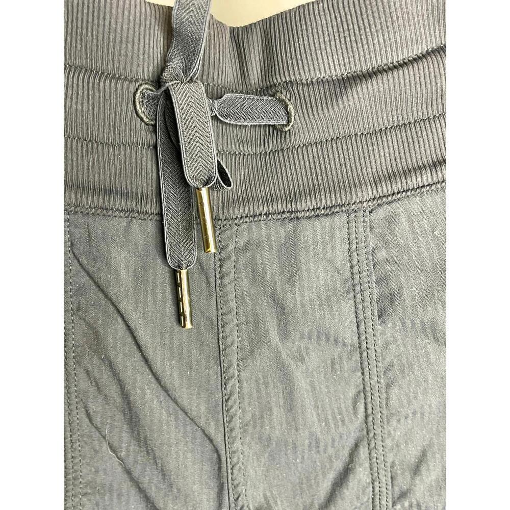 Lululemon Pants Women's Studio Crop Pockets Elastic Waist Drawstring - Size 6 - Picture 3 of 5